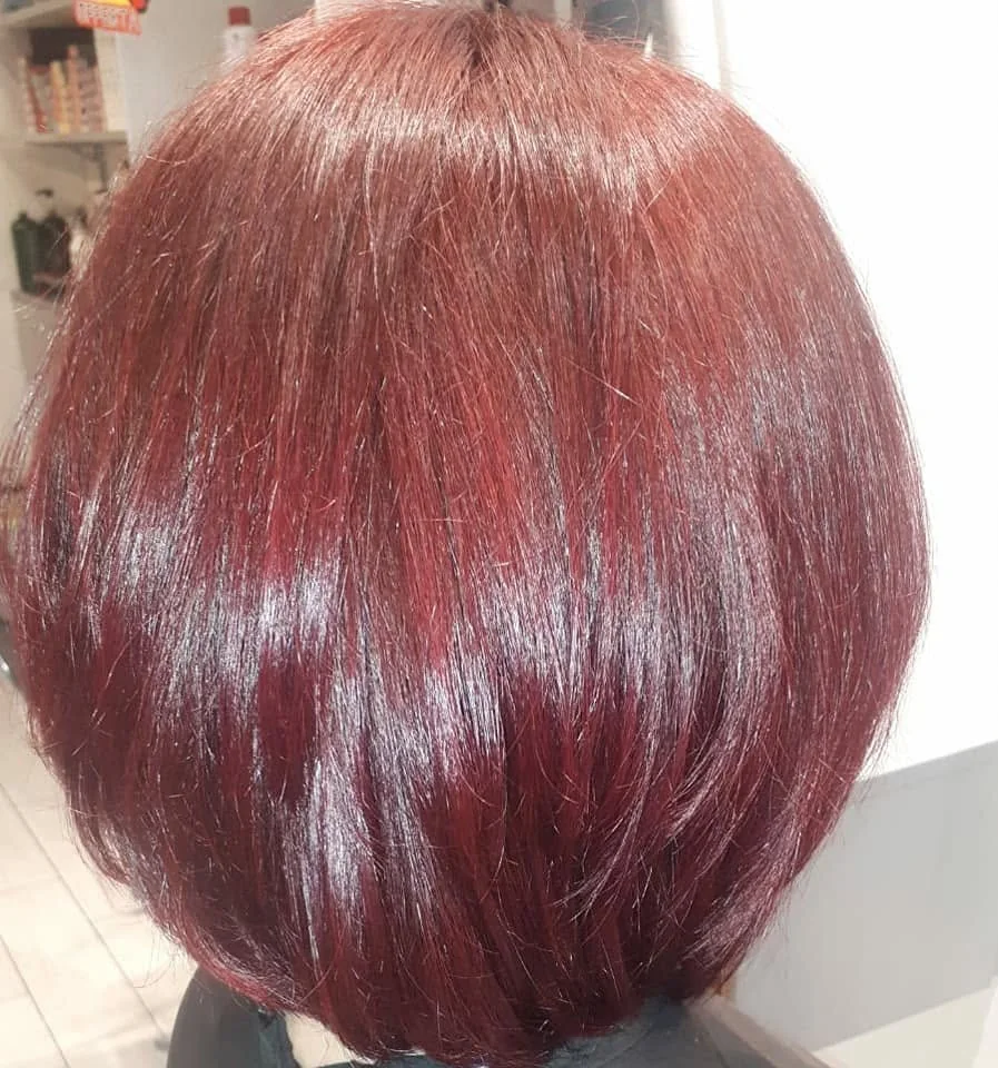 Bob rosso lucido realizzato da Cristina Hair Style